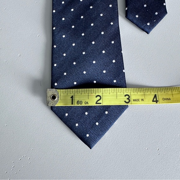Silk Tie - Navy Dot - Picture 5 of 7
